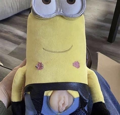 naked minion|Rule34